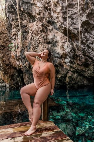 maio-plus-size-transpassado-ana-maya-curves--6-