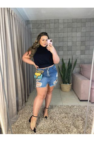 blusa-lisa-gola-alta-plus-size-it-curves